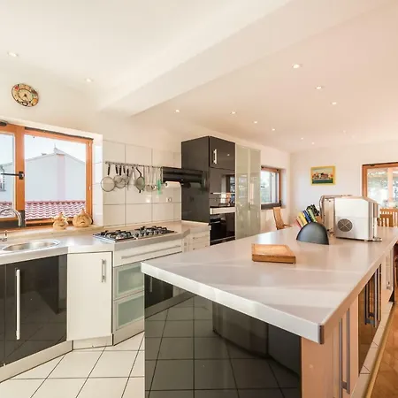 Apartament Petrić Seget Vranjica